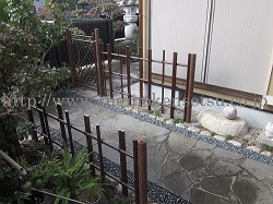 日本庭園でお庭に品を4